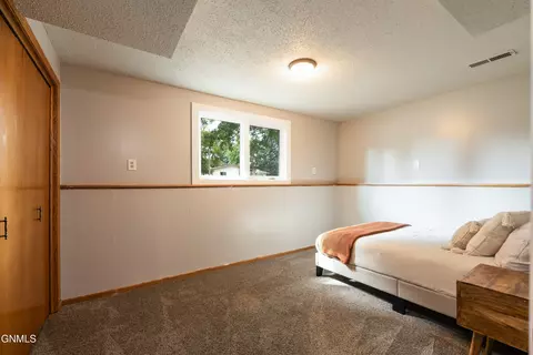 1227 Pocatello Dr, Bismarck, ND 58504 photo 31