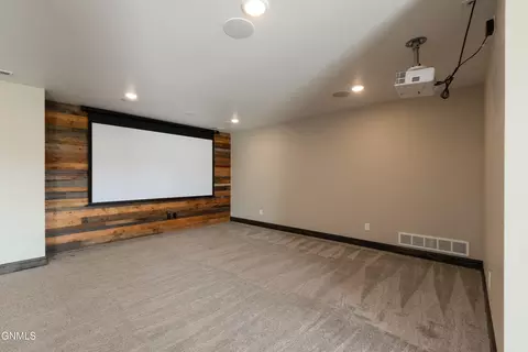 1213 Round Top Rd, Bismarck, ND 58503 photo 32