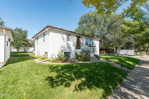 1420 Laforest Ave, Bismarck, ND 58501 photo 4