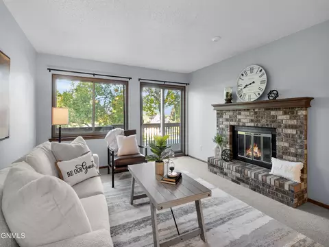 Living - 435 Brandon Dr E, Bismarck, ND 58503 photo 1 of 5