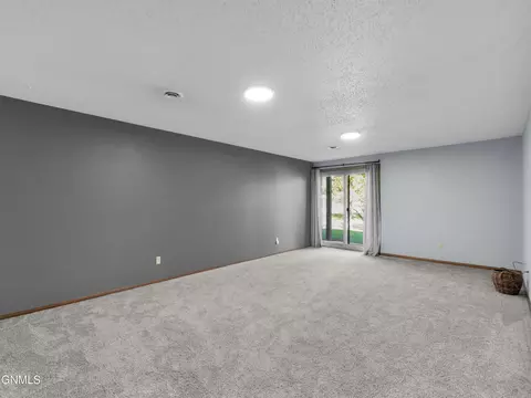 Other - 435 Brandon Dr E, Bismarck, ND 58503 photo 3 of 13