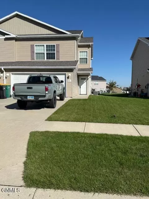 806 Bremner Ave, Bismarck, ND 58503 photo 10