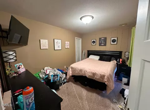 Bedroom - 810 Bremner Ave, Bismarck, ND 58503 photo 2 of 5