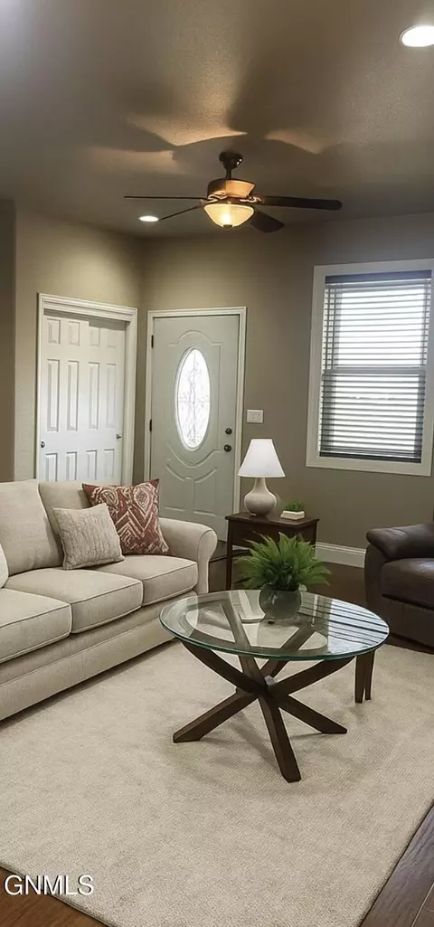 Living - 809 Canada Ave, Bismarck, ND 58501 photo 3 of 3