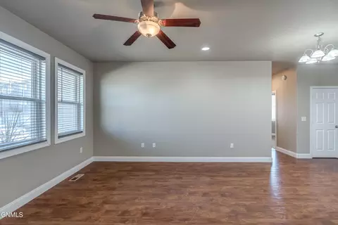 Living - 809 Canada Ave, Bismarck, ND 58501 photo 2 of 3