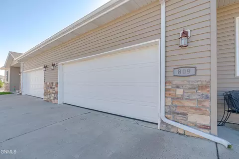 Other - 809 Canada Ave, Bismarck, ND 58501 photo 10 of 10