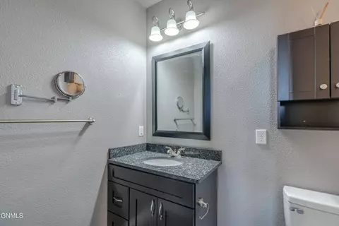 Bath - 809 Canada Ave, Bismarck, ND 58501 photo 3 of 5