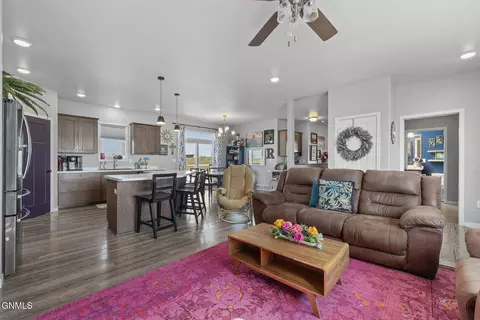 Living - 14753 Baxter St, Williston, ND 58801 photo 3 of 3