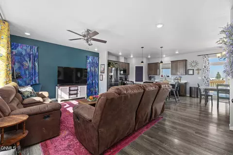 Living - 14753 Baxter St, Williston, ND 58801 photo 1 of 3
