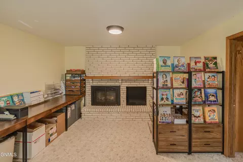 213 Redstone Dr, Bismarck, ND 58503 photo 46