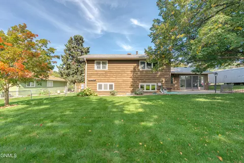 213 Redstone Dr, Bismarck, ND 58503 photo 61