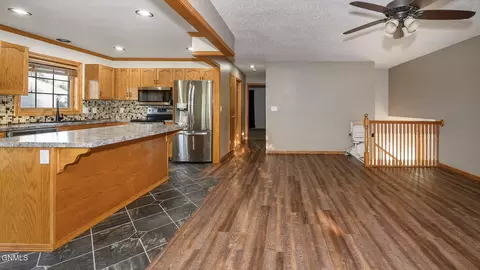 418 Munich Dr, Bismarck, ND 58504 photo 14