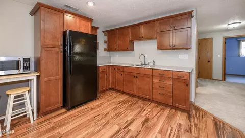 418 Munich Dr, Bismarck, ND 58504 photo 31