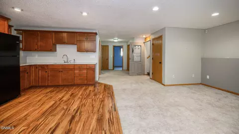418 Munich Dr, Bismarck, ND 58504 photo 29