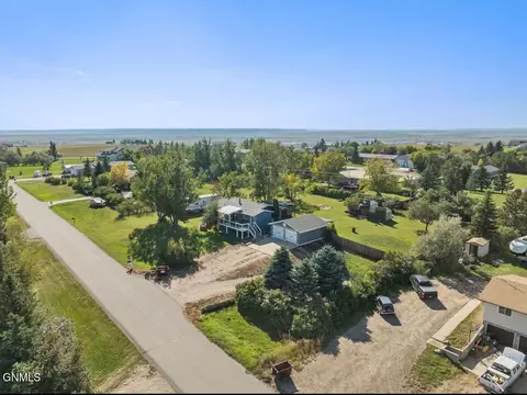 View/Area - 5045 132nd Trl NW, Williston, ND 58801 photo 3 of 4
