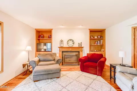 328 Napa Loop, Bismarck, ND 58504 photo 21