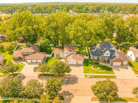 328 Napa Loop, Bismarck, ND 58504 photo 61