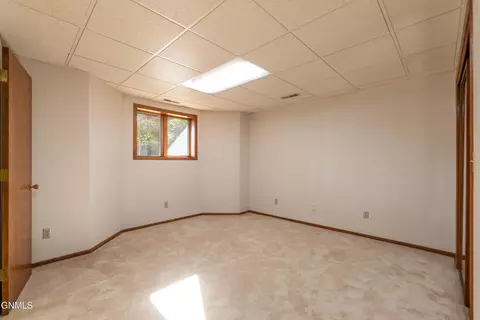 Bedroom - 1520 Cimarron Dr, Bismarck, ND 58503 photo 4 of 4