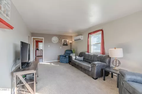 Living - 1204 1st St NE, Mandan, ND 58554 photo 2 of 3