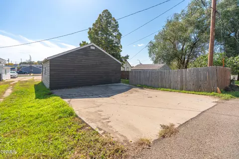 Exterior - 1204 1st St NE, Mandan, ND 58554 photo 2 of 5