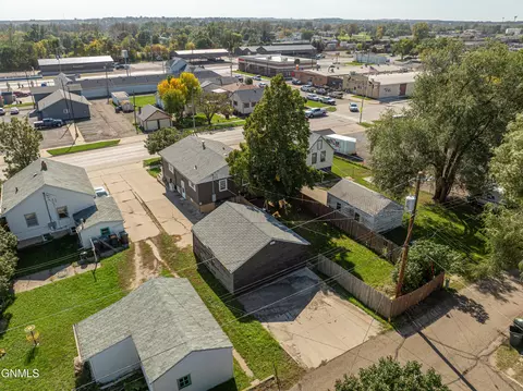 View/Area - 1204 1st St NE, Mandan, ND 58554 photo 5 of 5