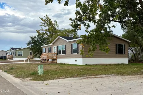 1520 46th St W, Williston, ND 58801 photo 4