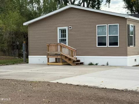 1520 46th St W, Williston, ND 58801 photo 6