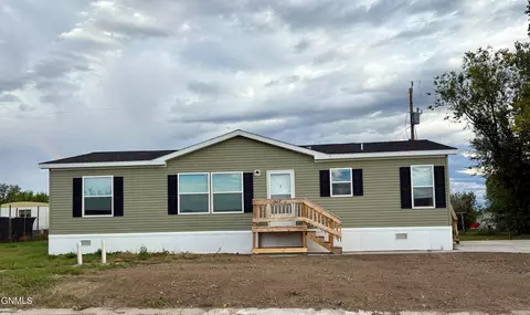 1528 46th St W, Williston, ND 58801 photo 4