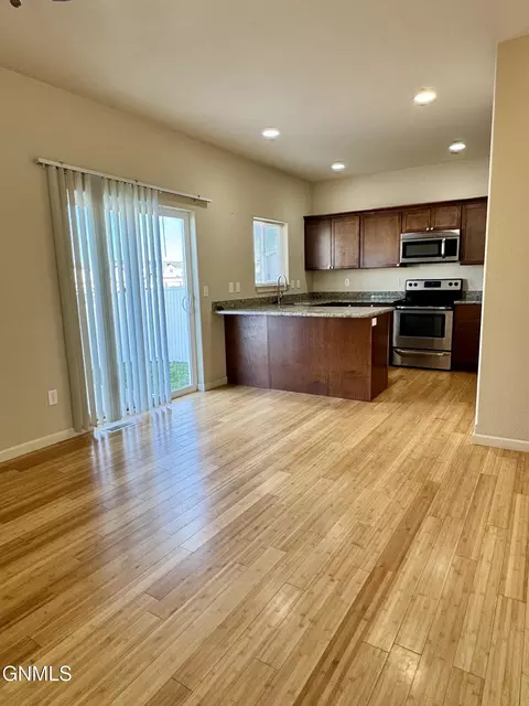 Kitchen - 5801 Victoria Ave, Williston, ND 58801 photo 6 of 7