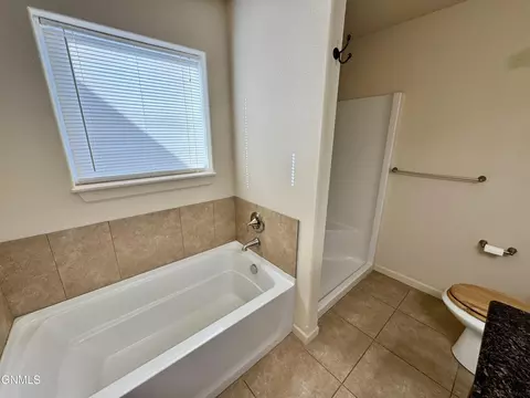 Bath - 5801 Victoria Ave, Williston, ND 58801 photo 3 of 4