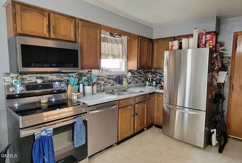 Kitchen - 418 3rd Ave E, Gackle, ND 58442 photo 1 of 1