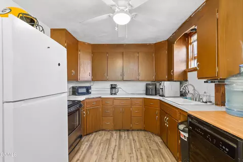 205 3rd St NW, Mandan, ND 58554 photo 27