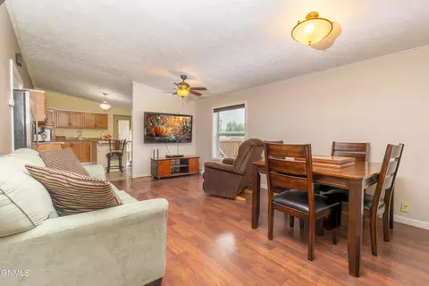 1405 48th St W, Williston, ND 58801 photo 18
