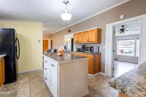 1405 48th St W, Williston, ND 58801 photo 6