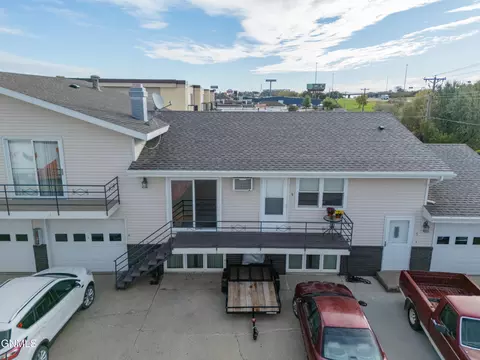707 Interstate Ave E, Bismarck, ND 58503 photo 4