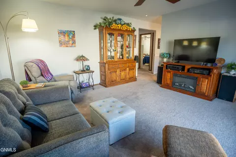 707 Interstate Ave E, Bismarck, ND 58503 photo 16