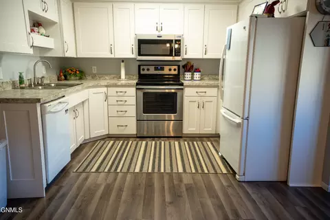 707 Interstate Ave E, Bismarck, ND 58503 photo 8