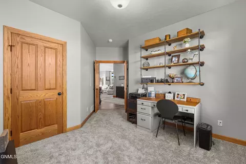13910 Whitetail Cir, Williston, ND 58801 photo 28