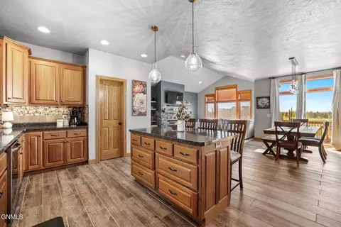 13910 Whitetail Cir, Williston, ND 58801 photo 41