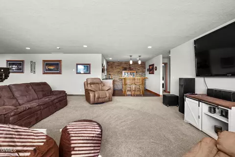 13910 Whitetail Cir, Williston, ND 58801 photo 55