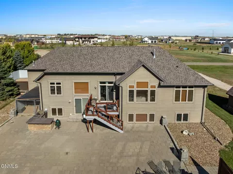 13910 Whitetail Cir, Williston, ND 58801 photo 11