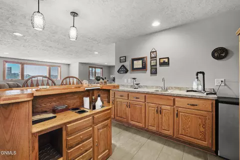 13910 Whitetail Cir, Williston, ND 58801 photo 57