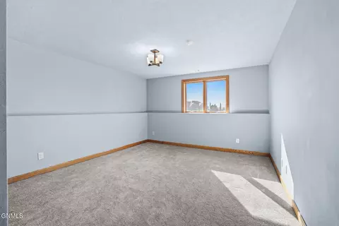 13910 Whitetail Cir, Williston, ND 58801 photo 58