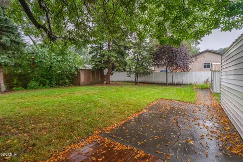2106 Assumption Dr, Bismarck, ND 58501 photo 42