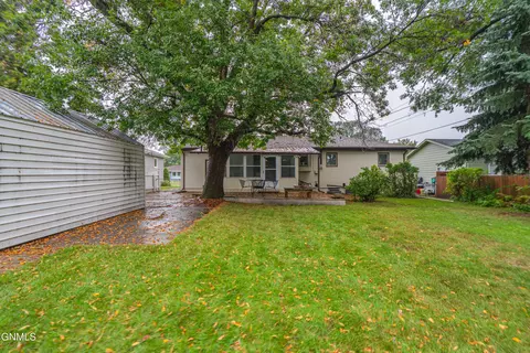 2106 Assumption Dr, Bismarck, ND 58501 photo 45