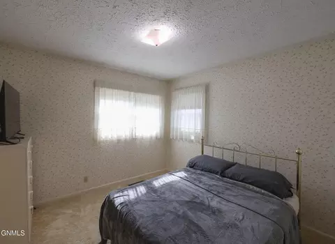 Bedroom - 508 12th St W, Williston, ND 58801 photo 1 of 8