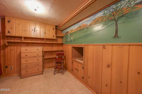 Bedroom - 508 12th St W, Williston, ND 58801 photo 8 of 8