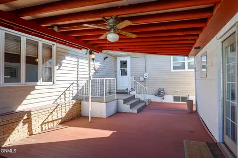 Exterior - 508 12th St W, Williston, ND 58801 photo 1 of 3