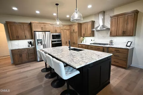 1612 Community Lp, Bismarck, ND 58503 photo 12