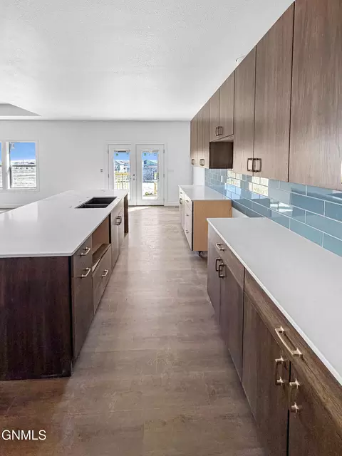 Kitchen - 3022 29th Ave W, Williston, ND 58801 photo 4 of 5